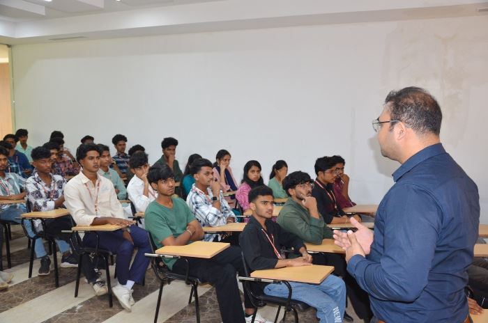AJK College Workshop on Freight Forwarding and Exim Documentation2